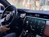 Photo 8 - Jaguar F-PACE