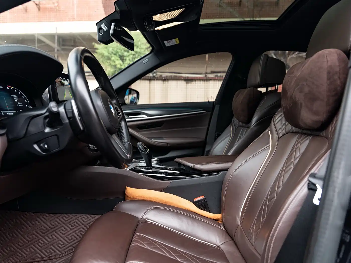 BMW 5 Series (Import) 2022 540i Style Edition M Sport Package фото 13