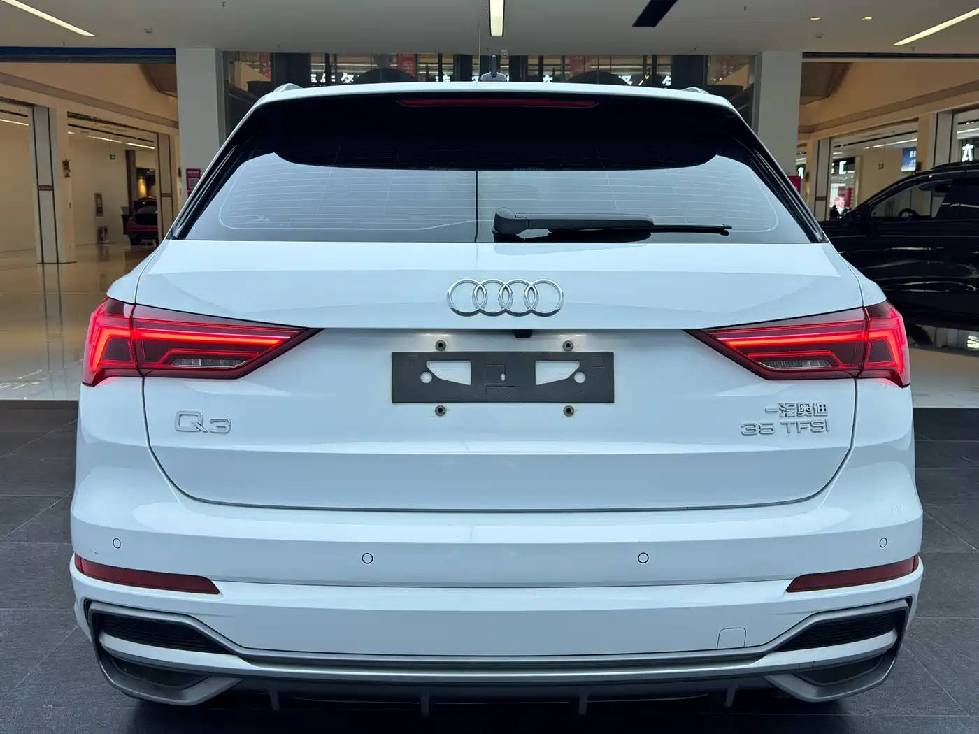 Audi Q3 2022 35 TFSI Fashion Dynamic фото 16