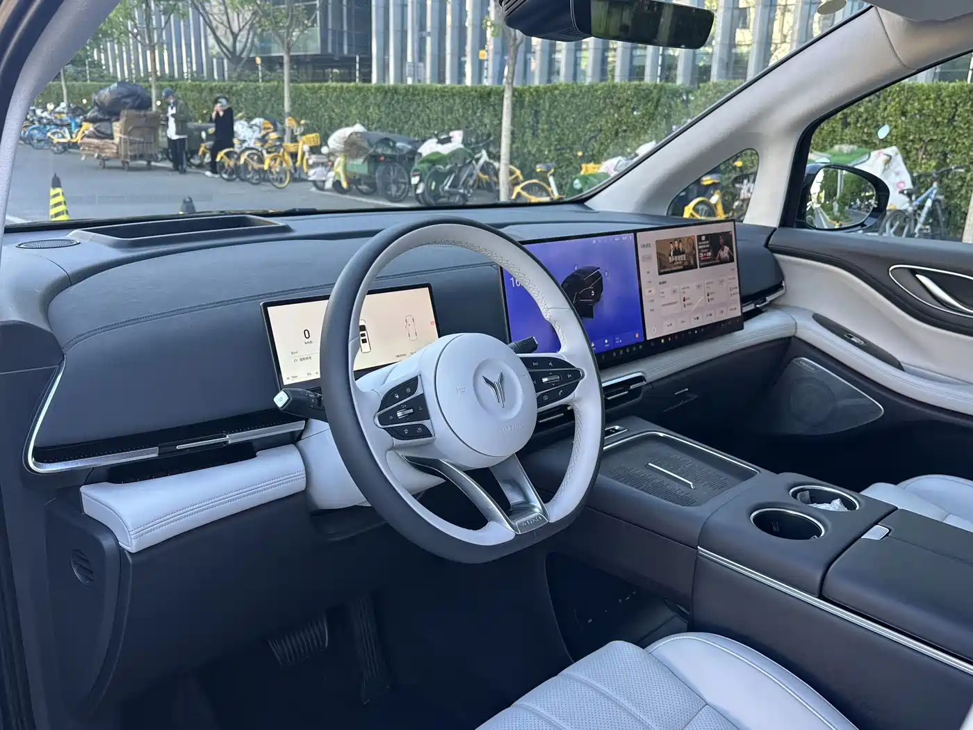 Voyah Auto Voyah Dreamer 2025 PHEV AWD Flagship Kunpeng Edition фото 5