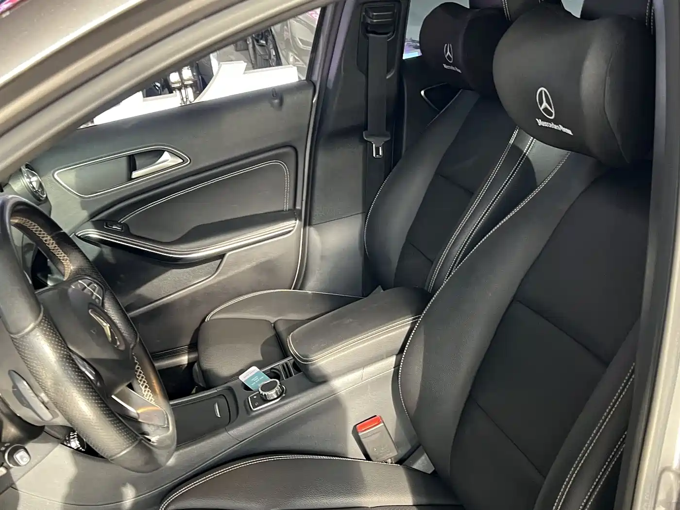 Mercedes-Benz GLA 2016 GLA 200 Dynamic фото 4