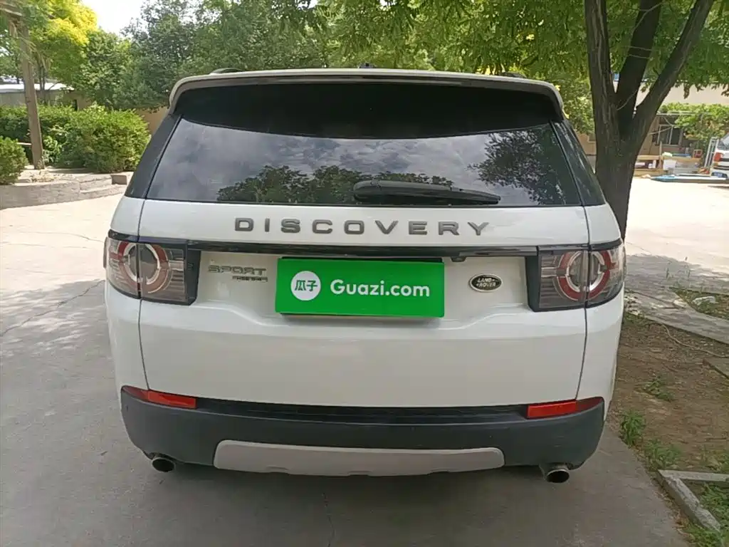 Land Rover Discovery Sport 2016 2.0T HSE фото 6