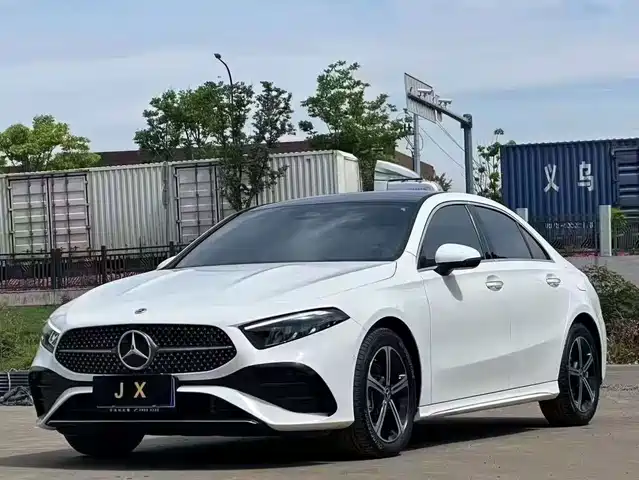 MERCEDES-BENZ A CLASS