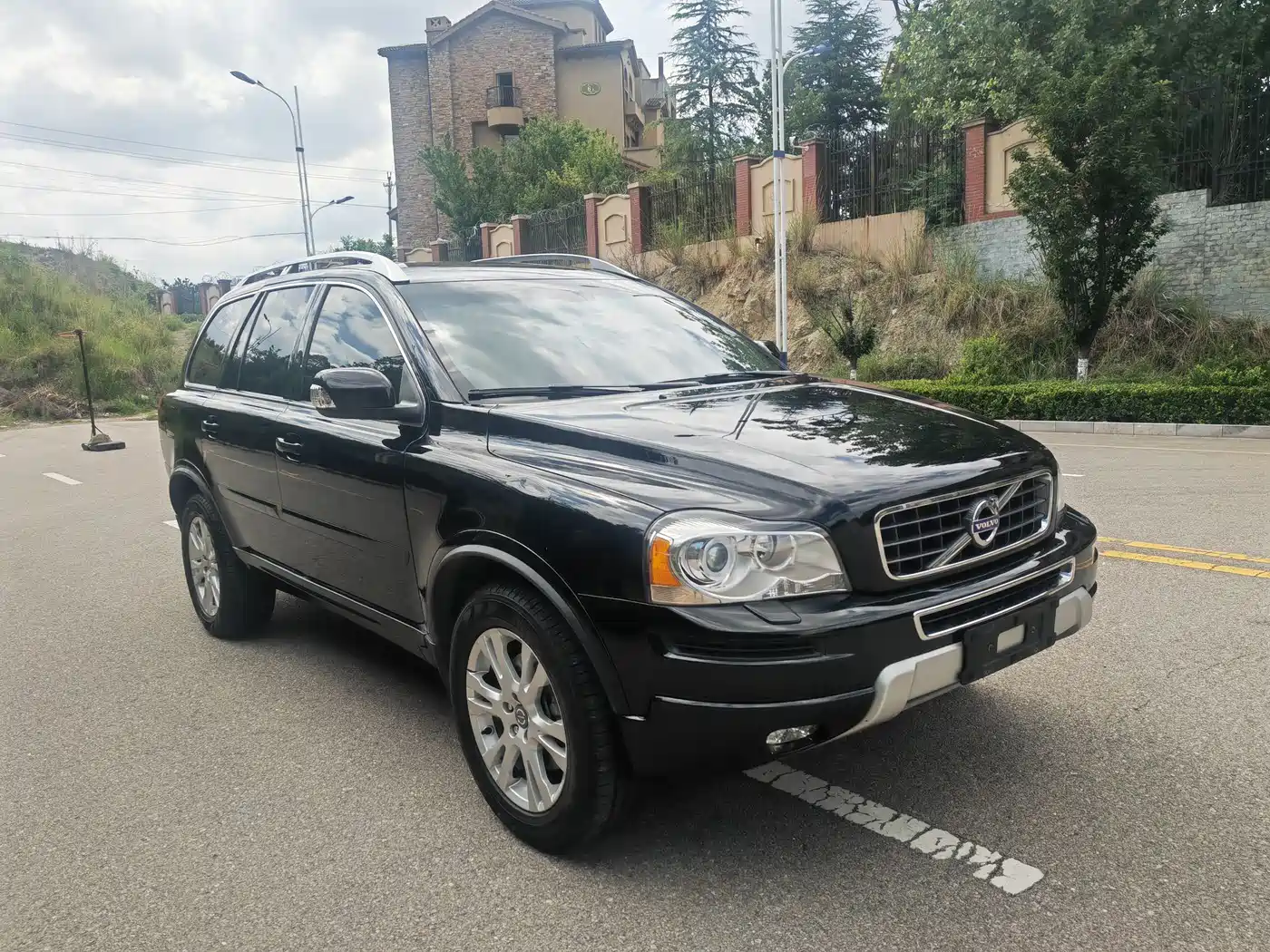 Фото 2 - Volvo XC90