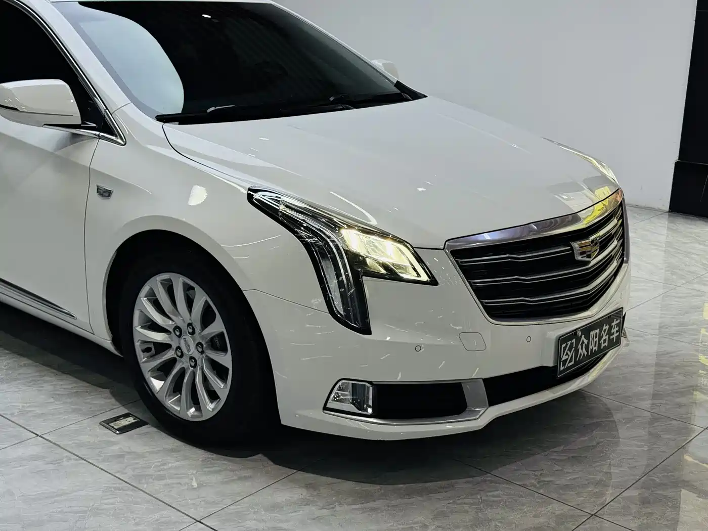 Cadillac XTS 2018 28T Elite фото 4