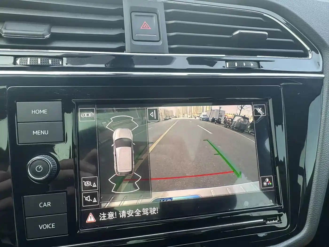 Volkswagen Tiguan L 2019 330TSI Auto 2WD Smart Luxury Edition China V фото 10