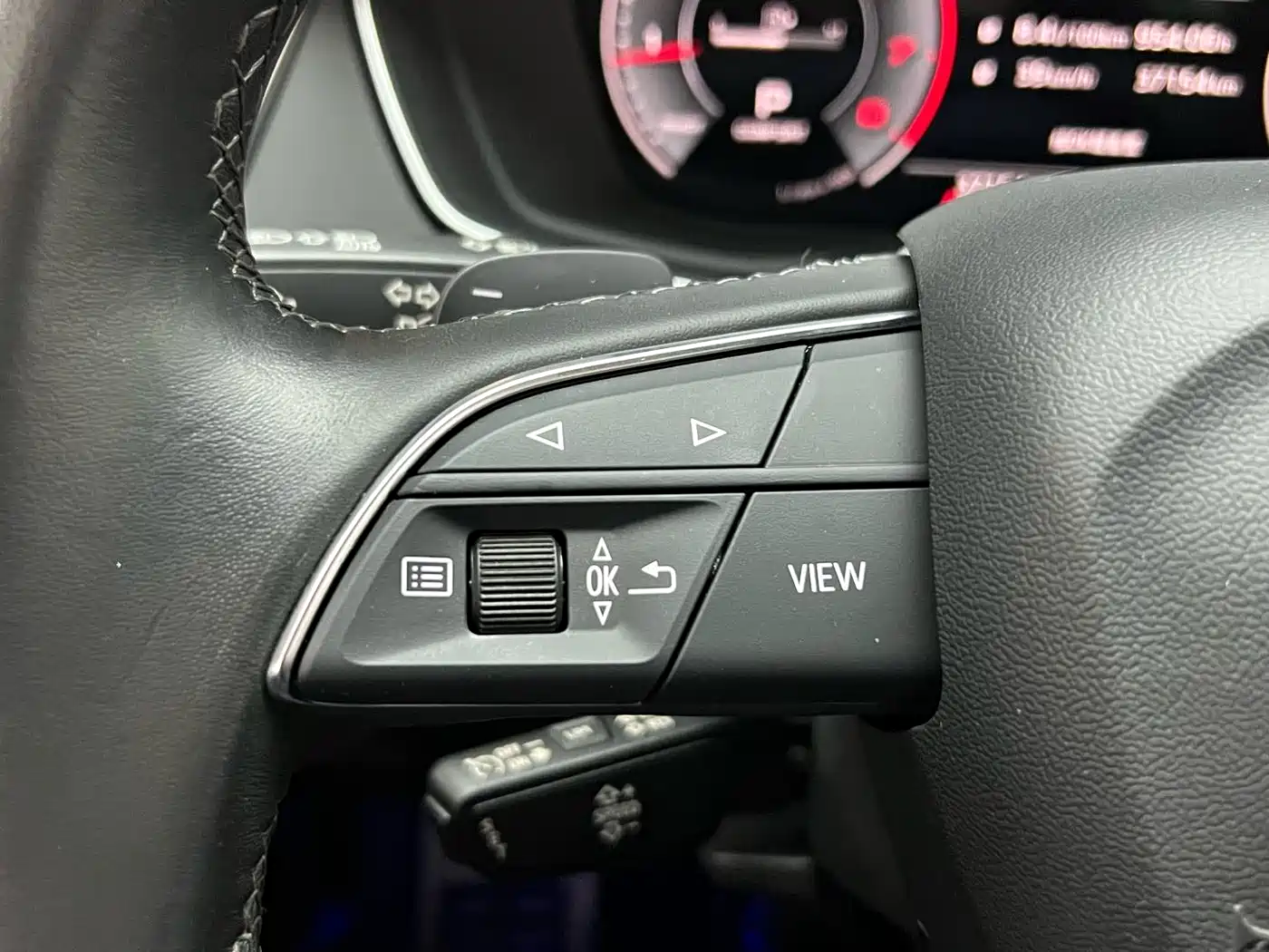 Audi Q5L 2023 40T Luxury Dynamic фото 21