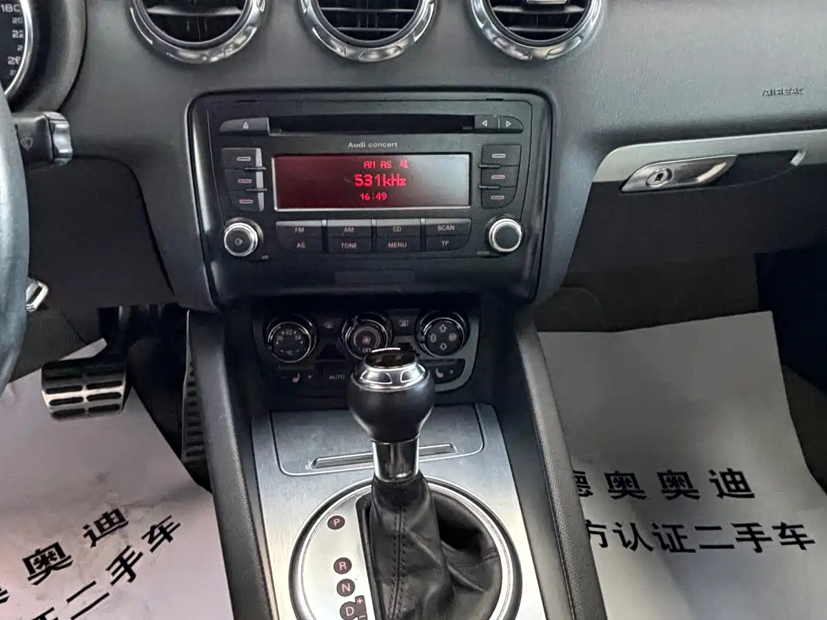 Audi TT 2009 2008 Model TT Coupe 2.0TFSI