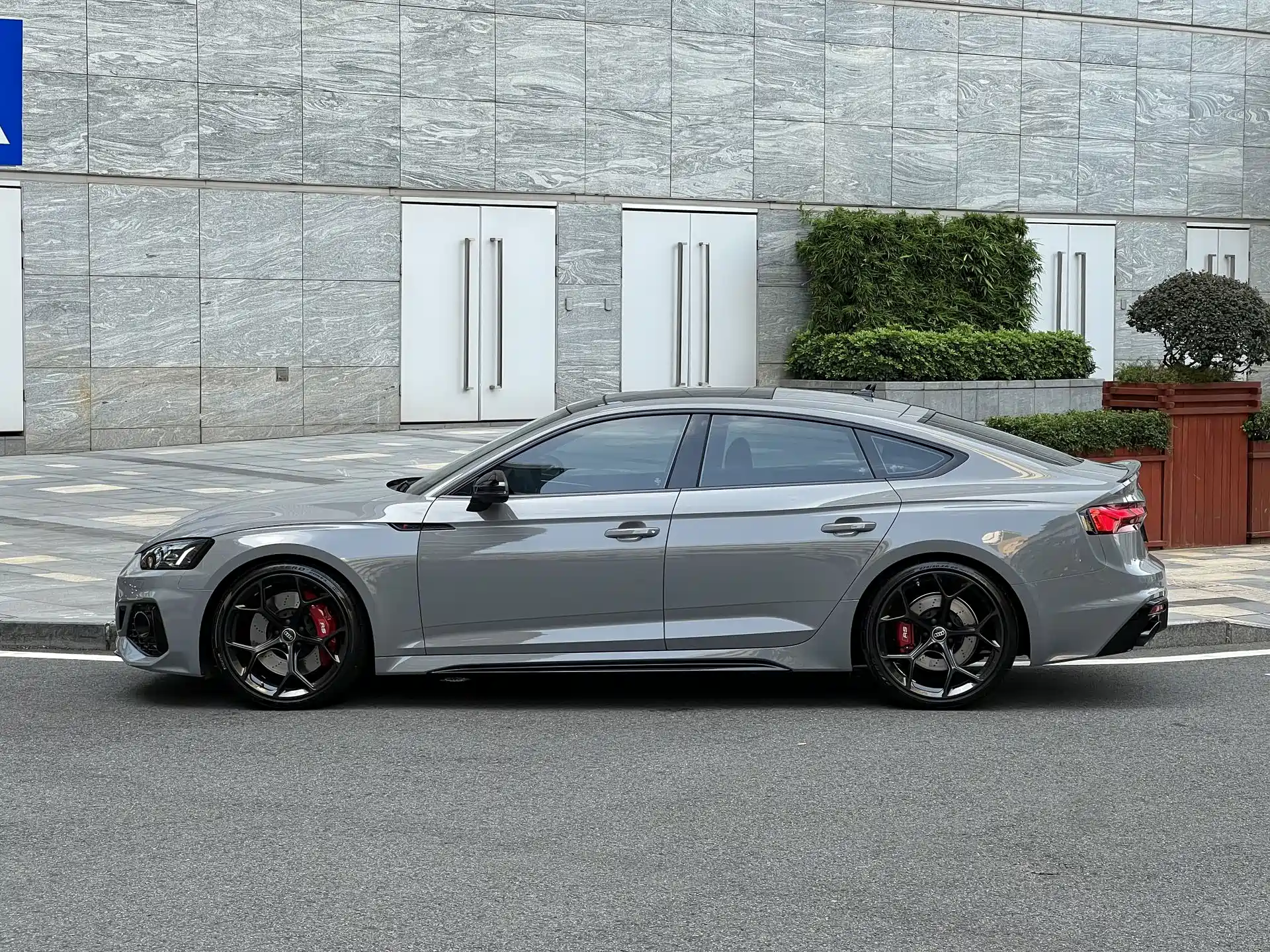 Фото 3 - Audi RS 5