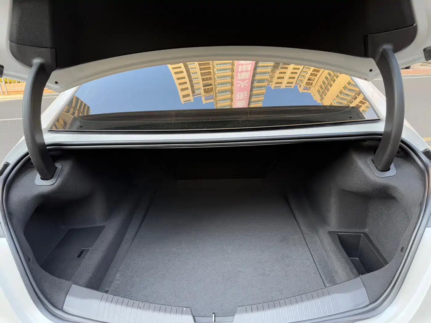 Cadillac CT5 2024 28T Luxury Model Pro фото 7