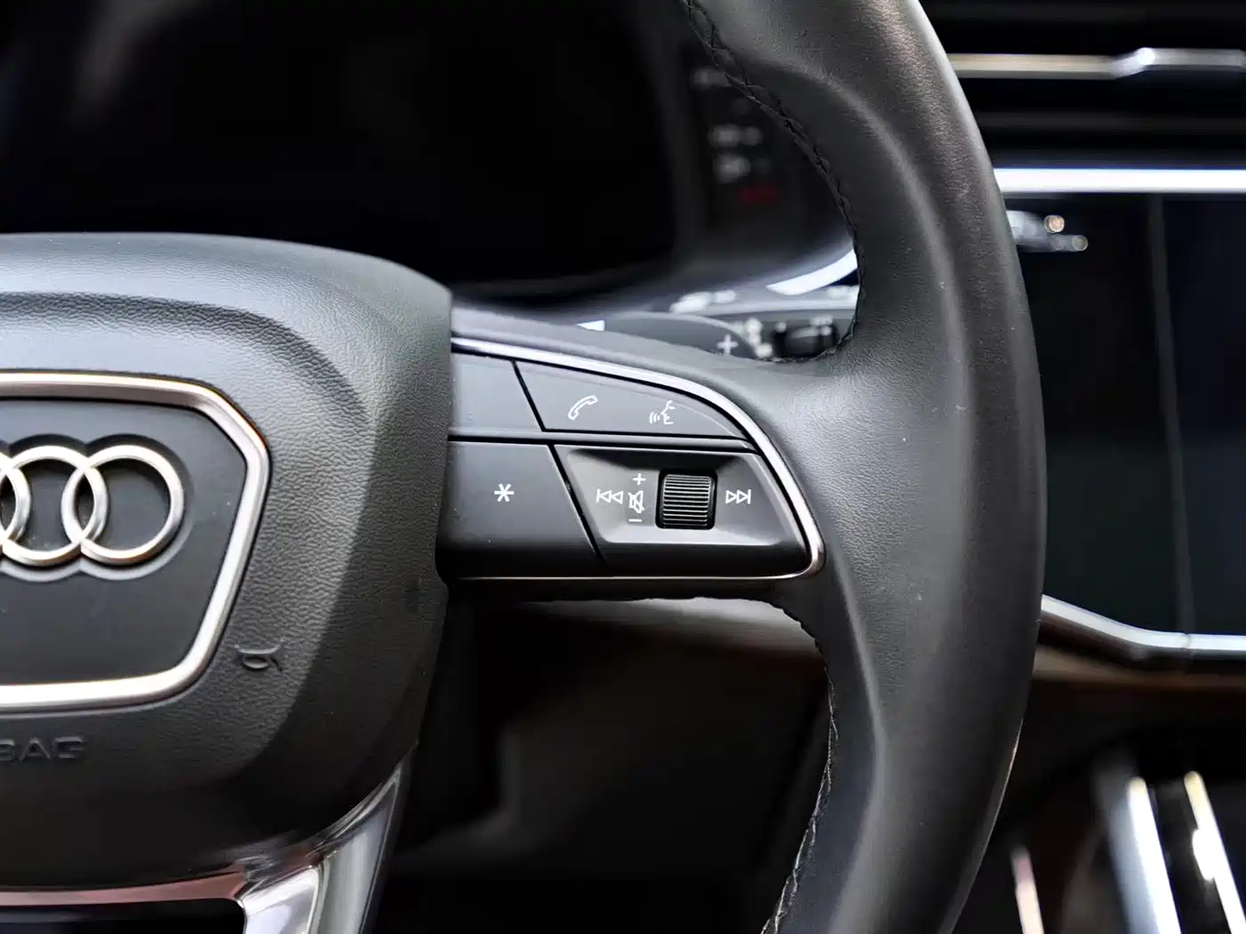 Audi Q7 2021 55 TFSI quattro S line Sport фото 15