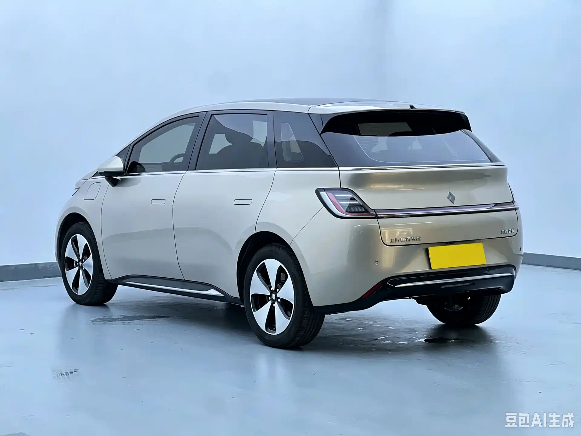 Фото 4 - Baojun Cloud