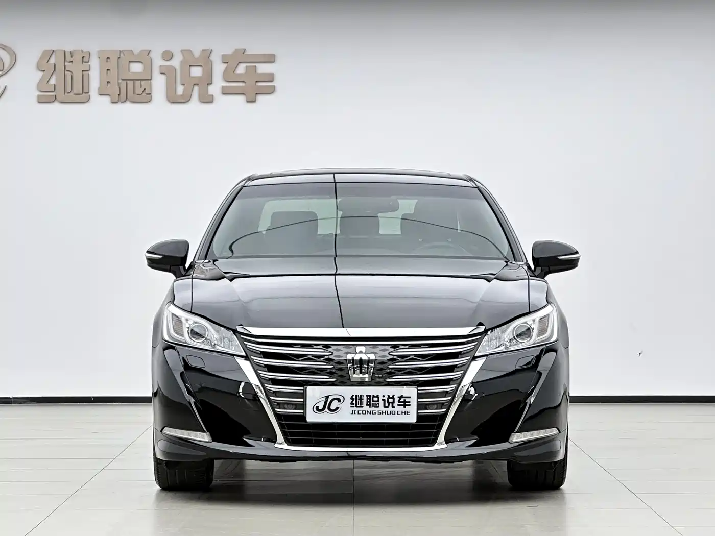 Toyota Crown 2015 2.5L Smart Edition фото 2