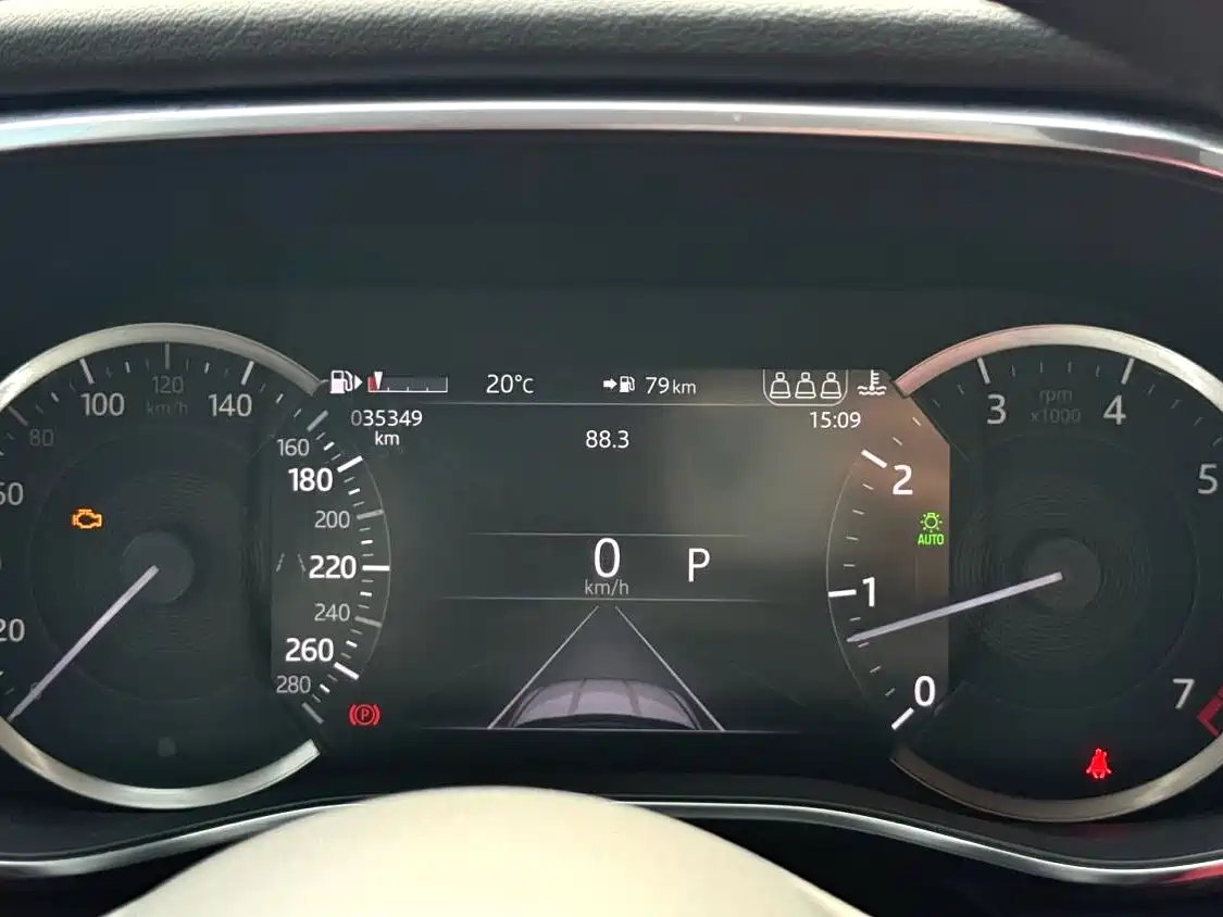 Jaguar F-PACE 2022 P250 R-Dynamic BLACK фото 9