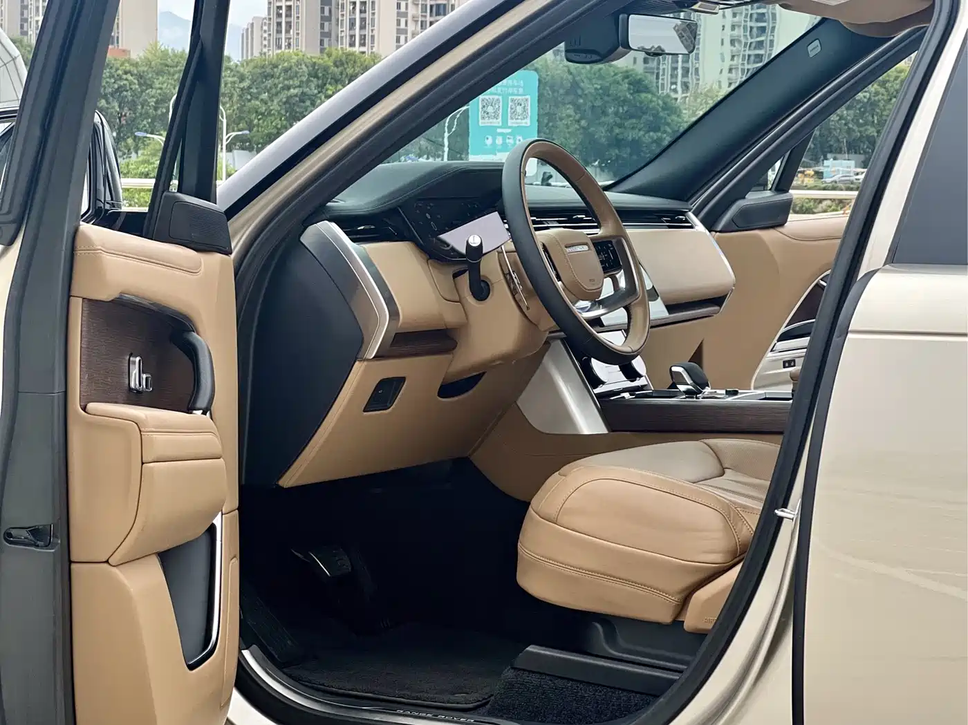  RANGE ROVER
