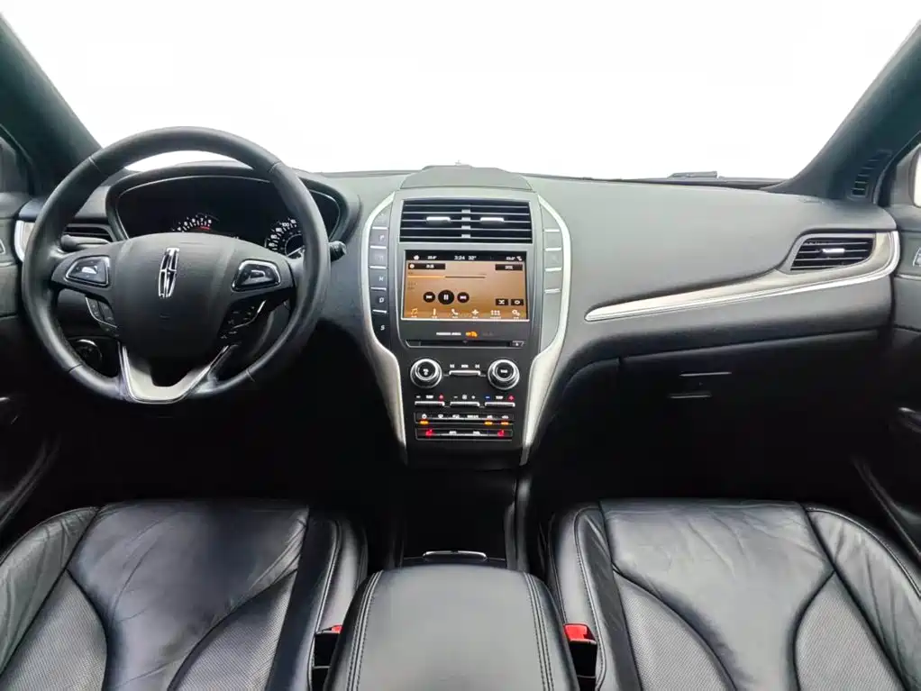 Lincoln MKC 2018 2018 2.0T FWD Premium Edition