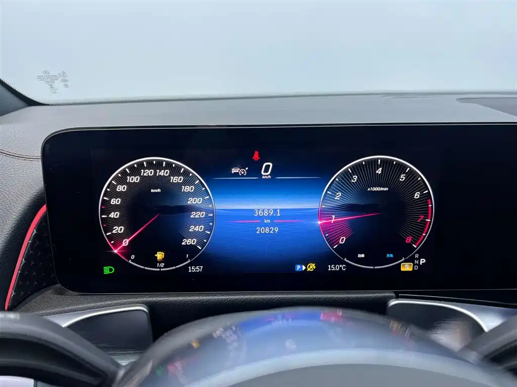 Mercedes-Benz GLB 2024 Facelift GLB 220 Dynamic фото 11