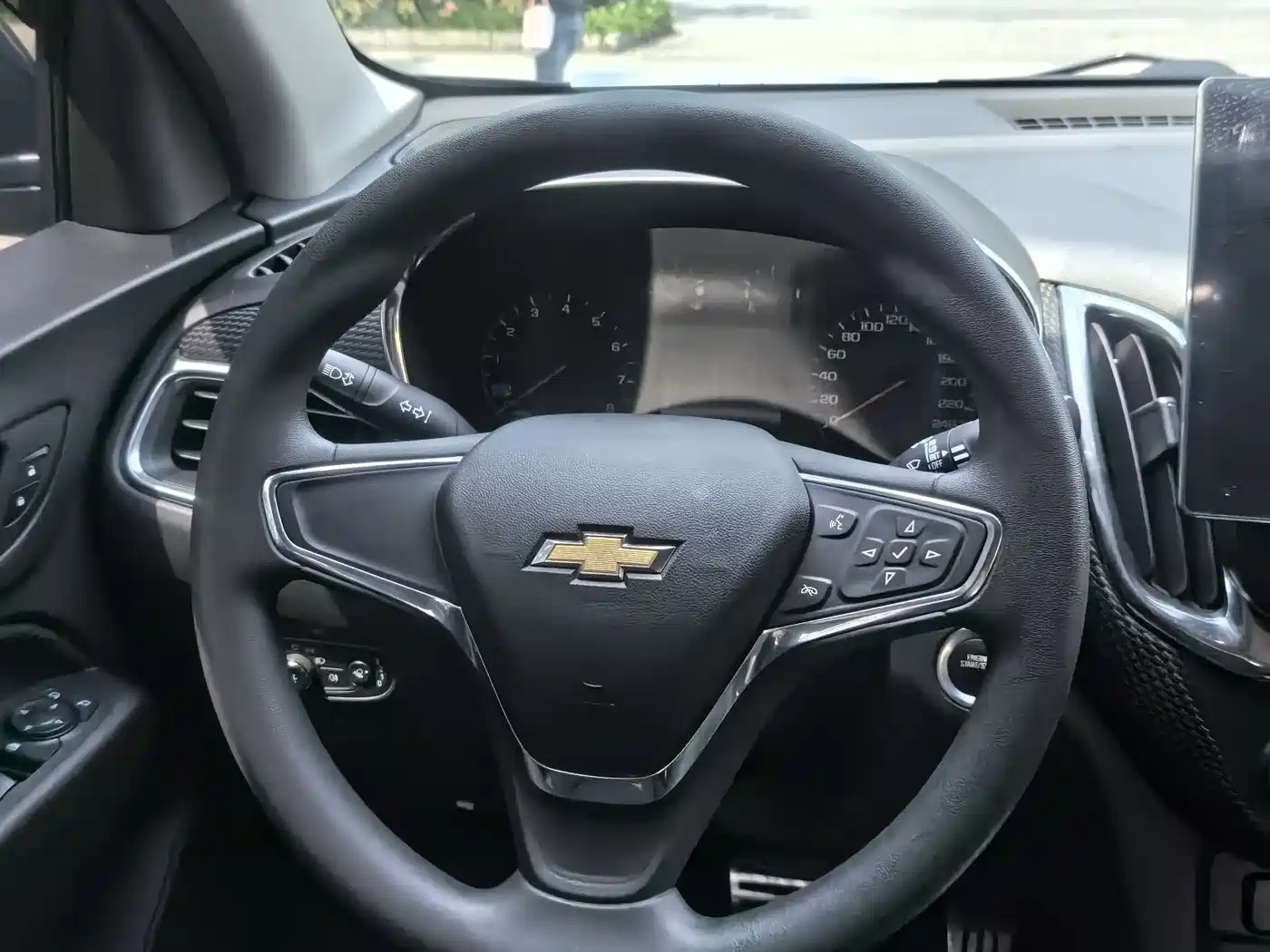 Chevrolet Equinox 2018 535T Automatic Frontier Edition фото 15