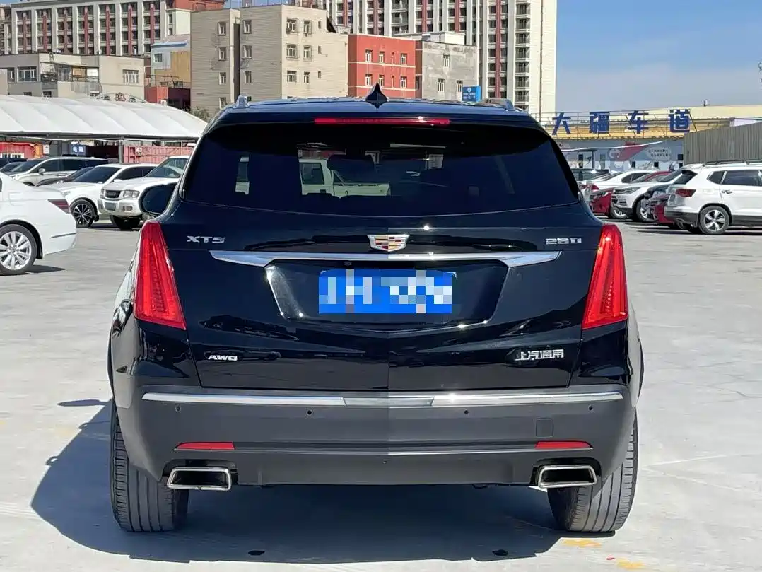 Cadillac XT5 2018 28T 4WD Luxury фото 5