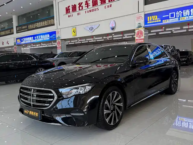 MERCEDES-BENZ E CLASS