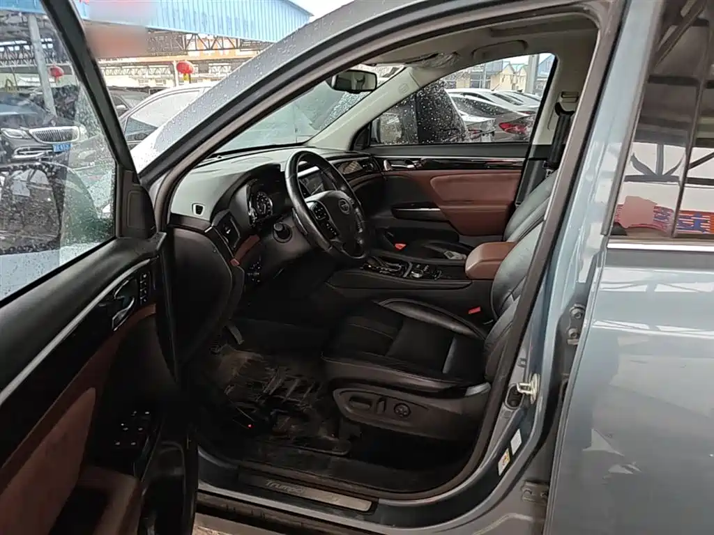 GAC Trumpchi Trumpchi GS8 2017 320T AWD Luxury Smart Connect (7-Seater) фото 16