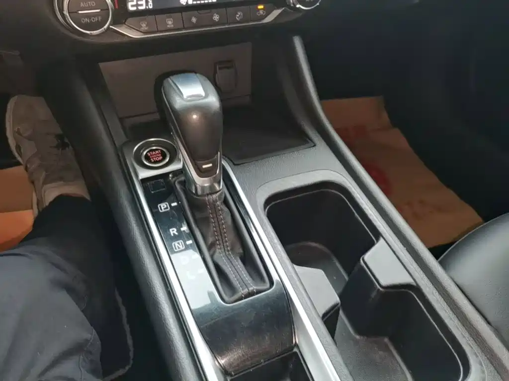 Nissan SYLPHY, миниатюра 14