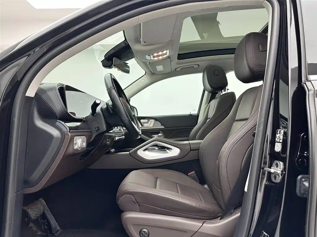 MERCEDES-BENZ GLS