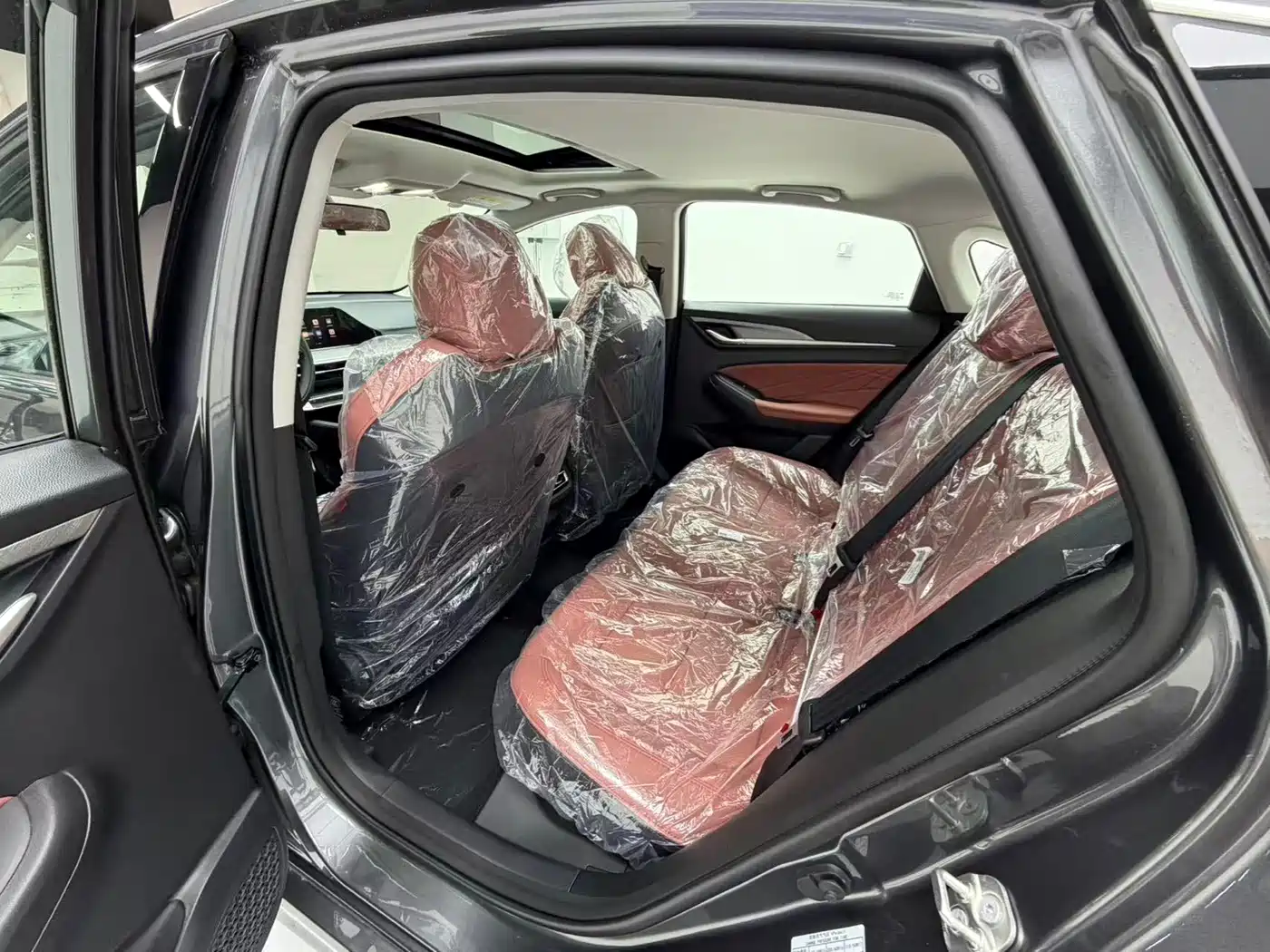 صورة 14 - Changan Eado