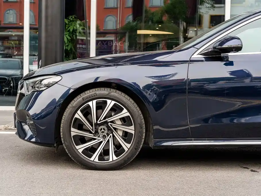 Mercedes-Benz E-Class 2024 Model E 300 L Luxury фото 13