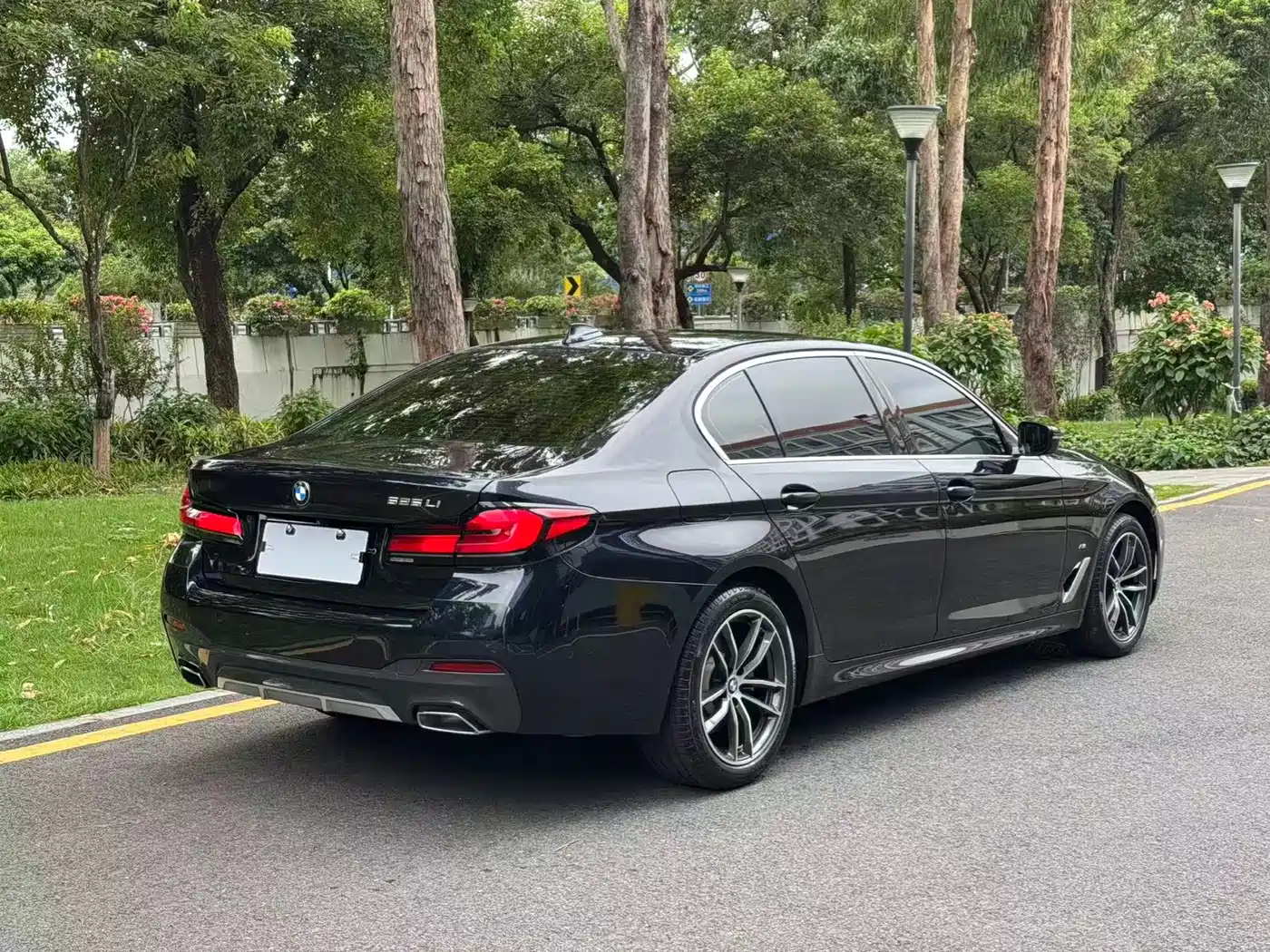 BMW 5 Series 2022 Facelift 525Li M Sport Package фото 15