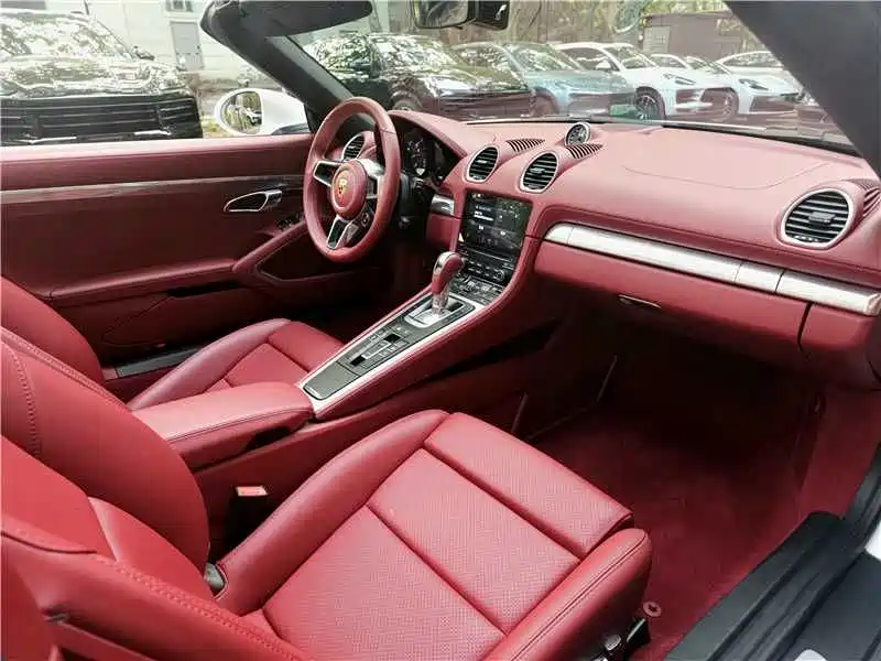 Porsche 718 2022 Boxster 2.0T фото 12