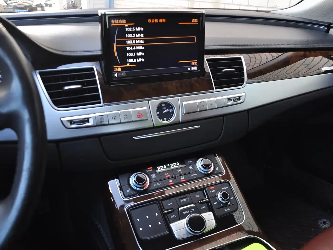 Audi A8 2013 A8L 55 TFSI quattro Luxury фото 10