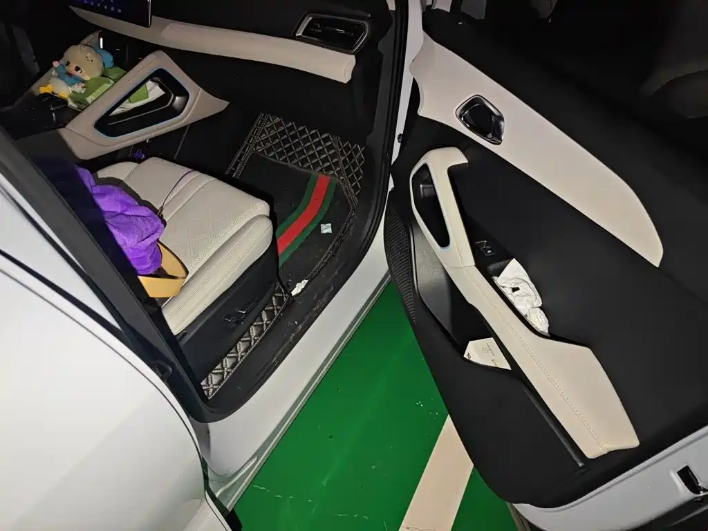 BYD Yuan UP 2024 2024 401KM Surpass Edition