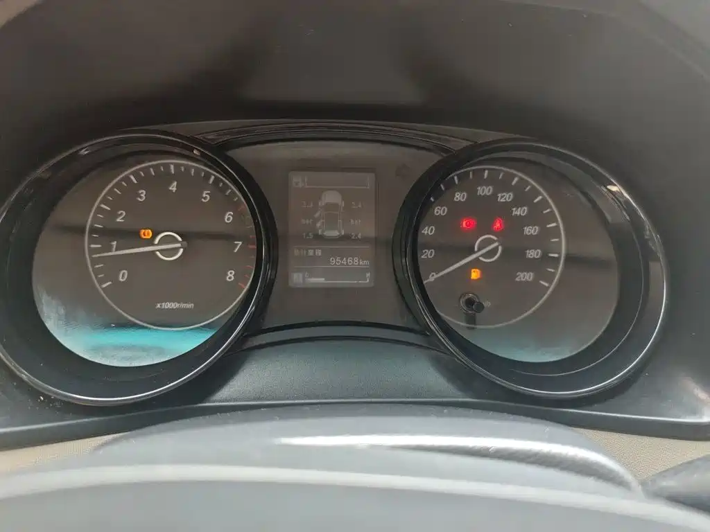Wuling Motors Wuling Journey 2022 2021 1.5T Manual Luxury Edition