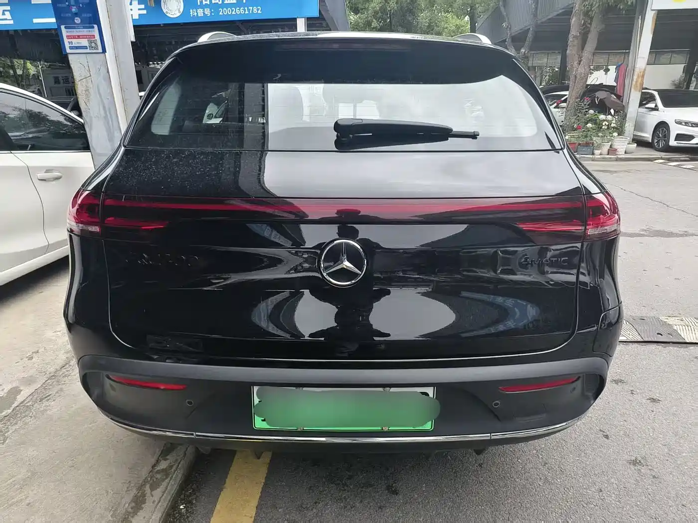 Mercedes-Benz EQC 2021 EQC 400 4MATIC фото 15