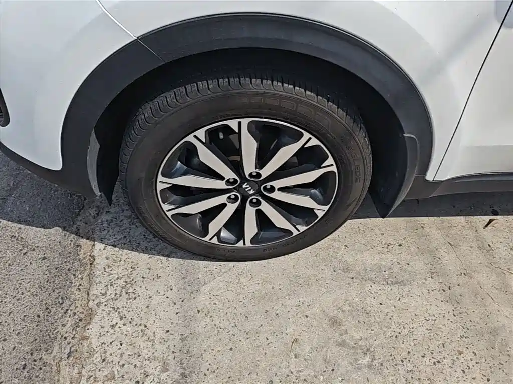 Kia KX5 2018 2016 Model 1.6T Automatic 2WD DLX