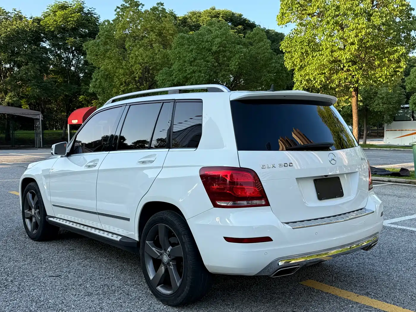 Mercedes-Benz GLK-Class 2013 GLK 300 4MATIC Dynamic Sunroof фото 9