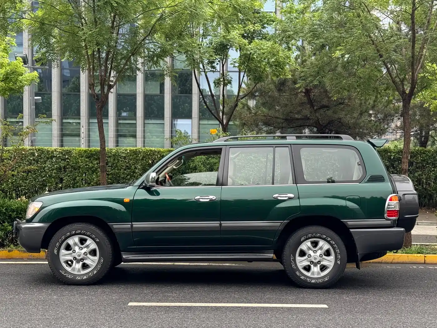 Toyota Land Cruiser фото 3