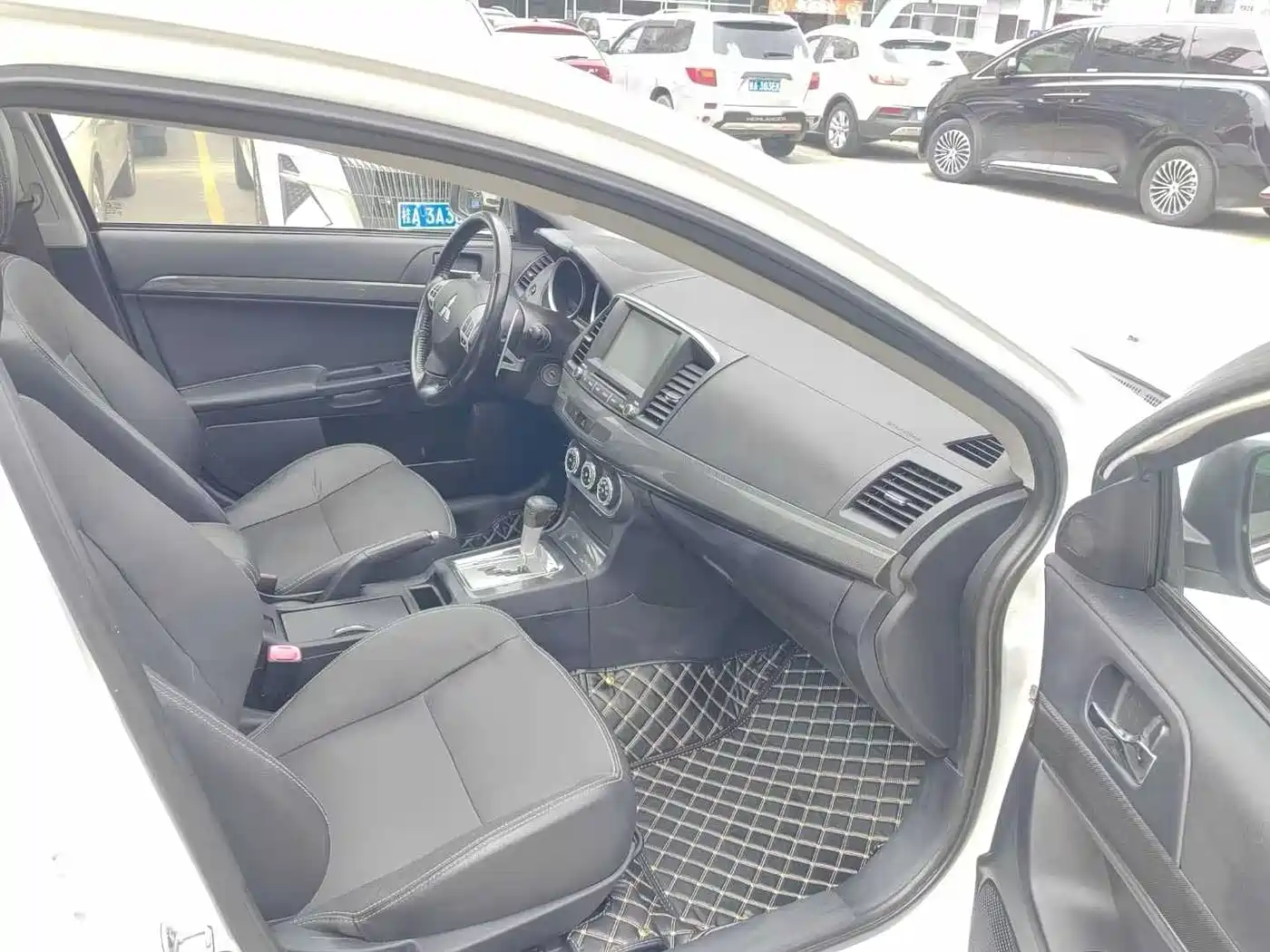 Mitsubishi Lancer EX 2012 Zhishang 1.8L CVT Luxury фото 8