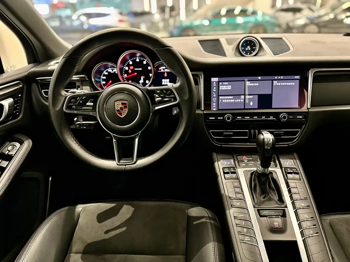 Porsche Macan 2018 Macan 2.0T фото 5
