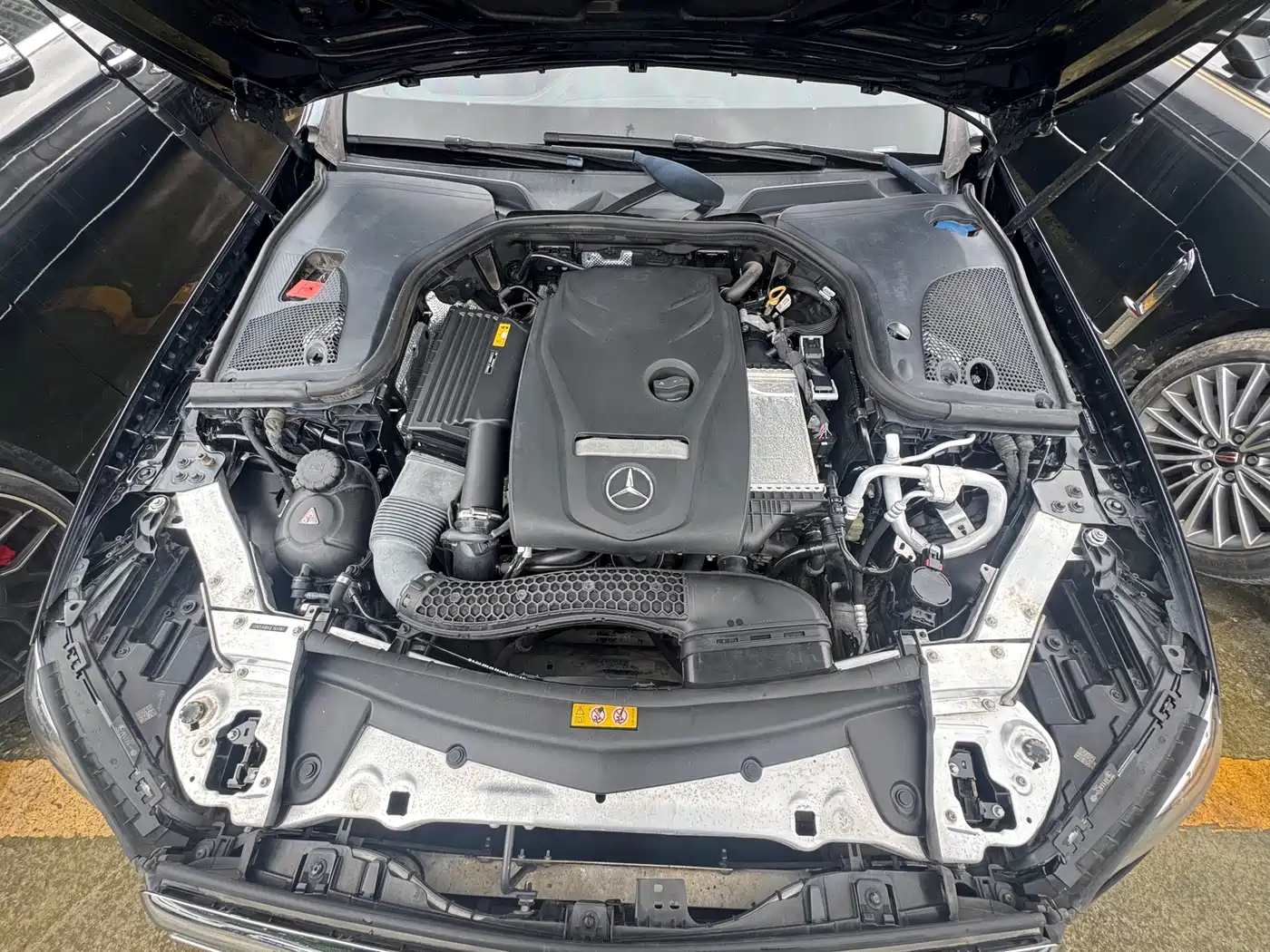 Mercedes-Benz E-Class 2016 E 300 L Luxury фото 12
