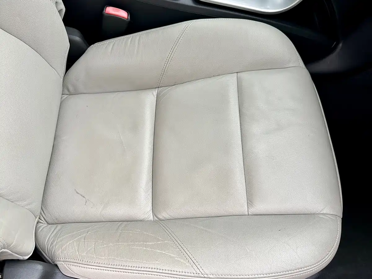 Volvo C30 2013 2013 2.0L Dynamic Edition