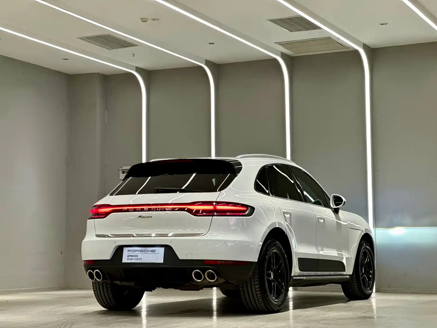 Porsche Macan 2018 Macan 2.0T фото 8