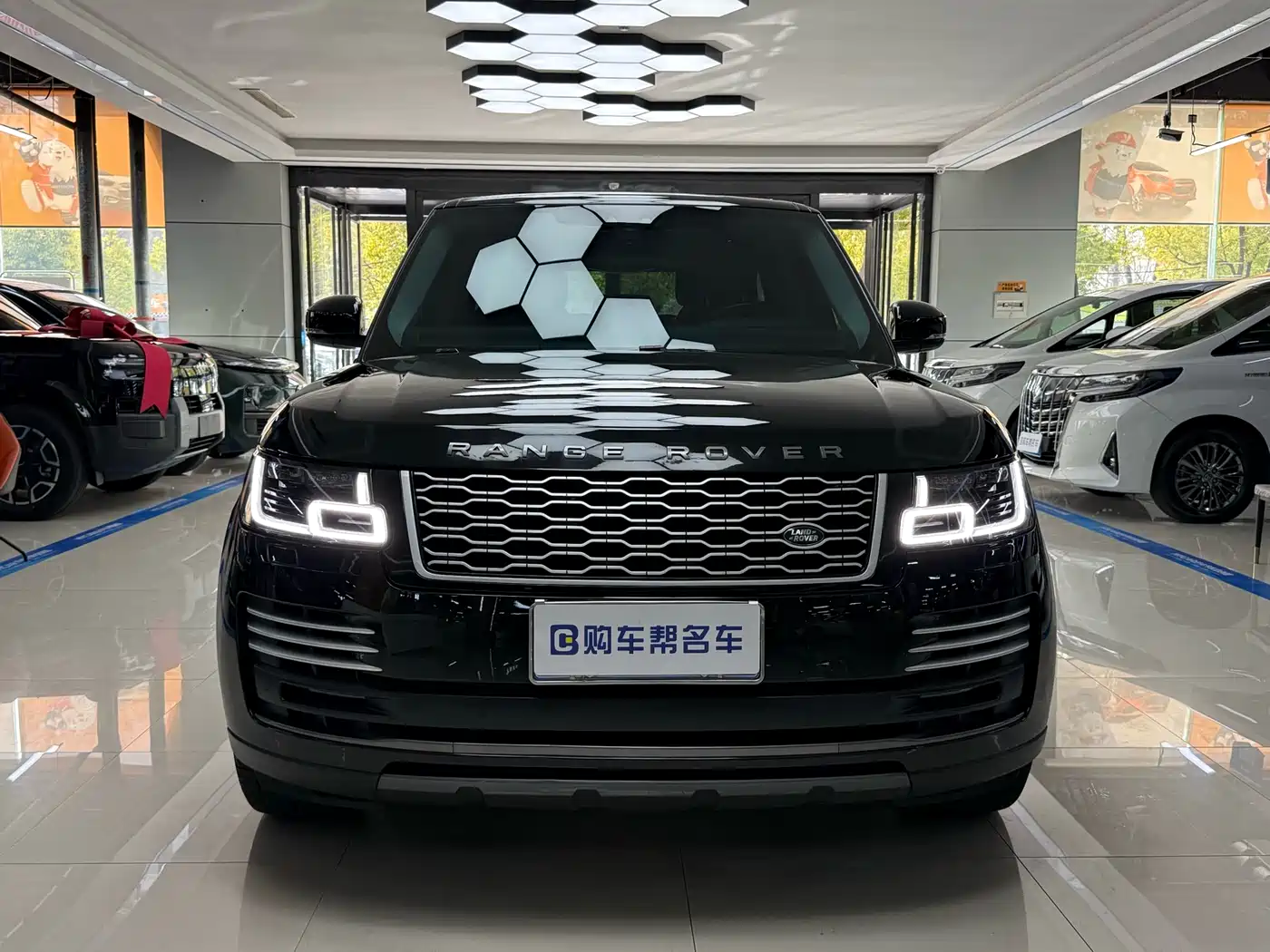 Land Rover Range Rover 2018 3.0 SC V6 Golden Age Edition фото 2