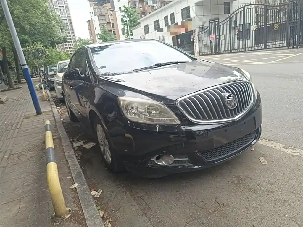 Buick Excelle 2013 GT 1.6L Automatic Fashion Edition фото 4