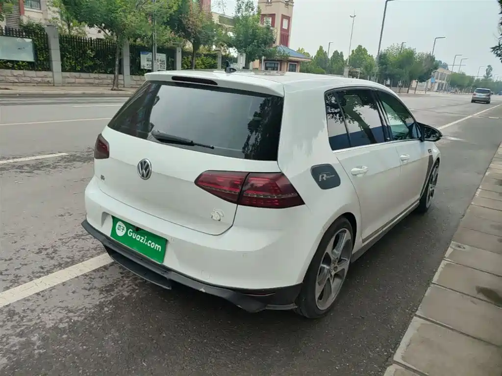 Volkswagen Golf 2016 1.4TSI 25th Anniversary Edition фото 7