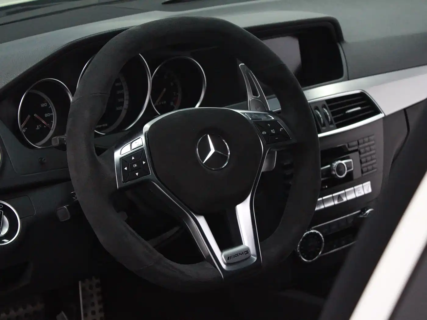Mercedes-Benz C-Class AMG 2012 AMG C 63 Sport фото 9