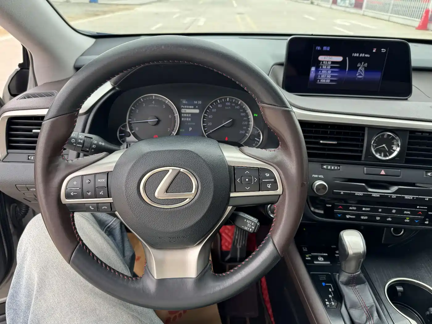 Lexus RX 2016 300 4WD Elegance Edition (China V) фото 16