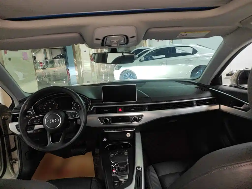 Audi A4L 2017 40 TFSI Fashion Edition фото 10