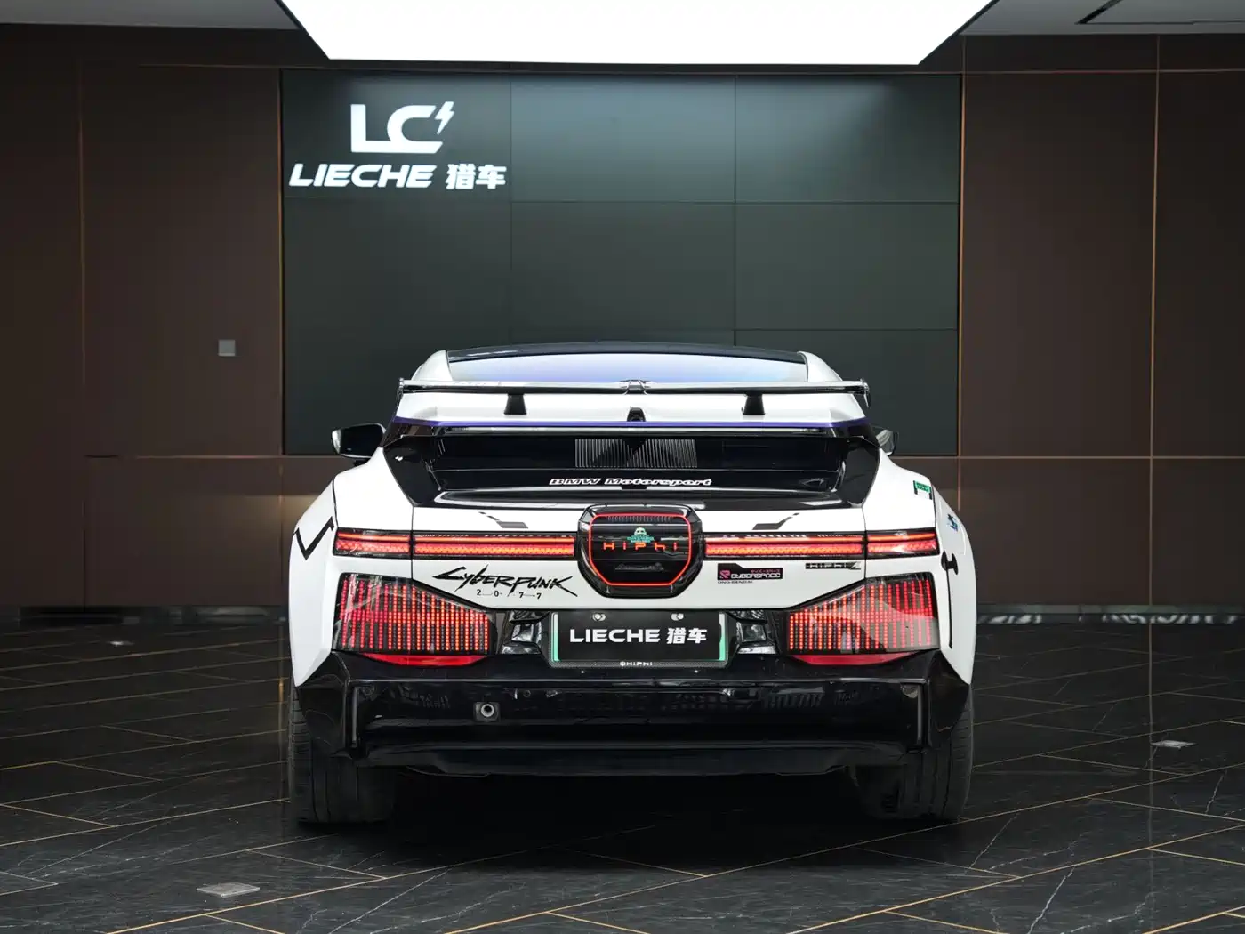 HiPhi Z 2023 4-Seater Edition фото 6